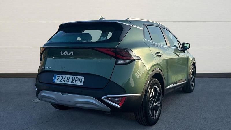 Usado Kia Sportage 150 CV (110 kW) 2024 Verde SUV