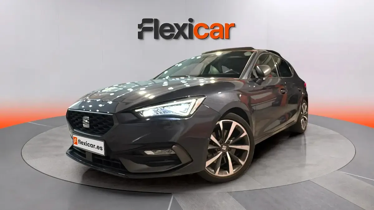 Usado Seat Leon FR 150 CV (110 kW) 2022 Azul Berlina