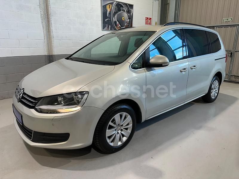 Gris / plata Usado 2010 VW Sharan Advance Monovolumen | 9990 € (Precio justo) - Imagen 1/4