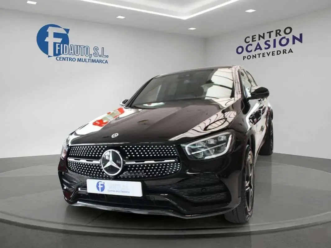 Usado Mercedes GLC350 320 CV (235 kW) 2021 Negro SUV