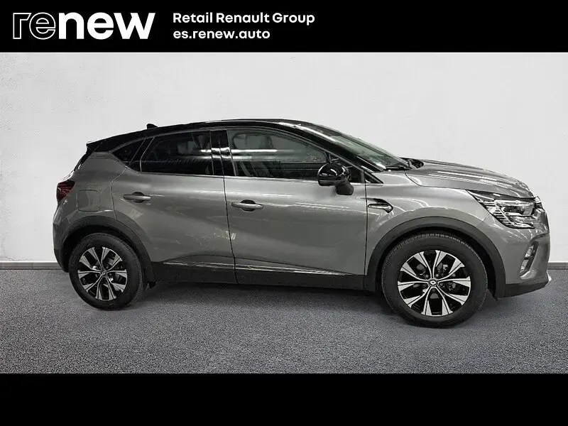 Usado Renault Captur Techno 140 CV (102 kW) 2023 Gris SUV