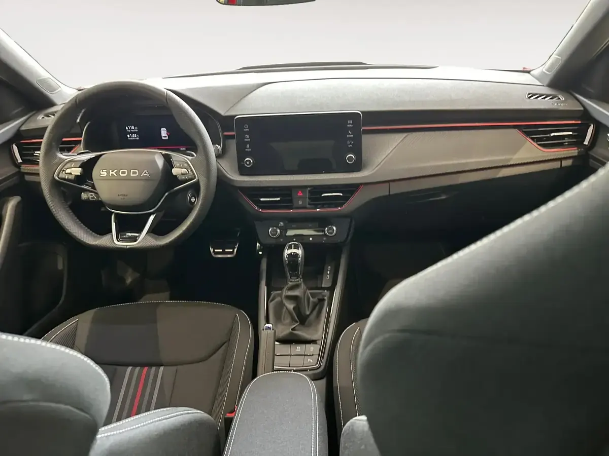 Nuevo Skoda Kamiq Monte Carlo 150 CV (110 kW) 2026 Rojo SUV