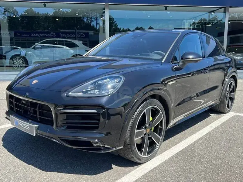 Usado Porsche Cayenne 462 CV (339 kW) 2020 Negro SUV