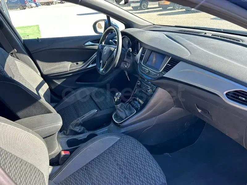 Usado Opel Astra Ultimate 122 CV (89 kW) 2021 Azul Berlina