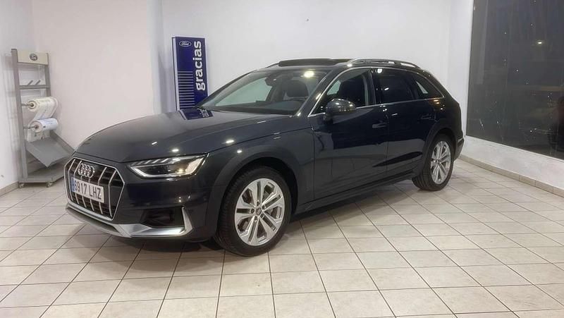 Gris Usado 2022 VW Golf VIII R-line Familiar | 23.500 € (Precio justo) - Imagen 1/4