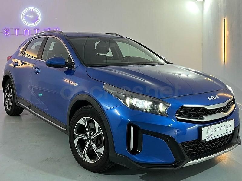 Usado Kia XCeed 120 CV (88 kW) 2024 Azul SUV