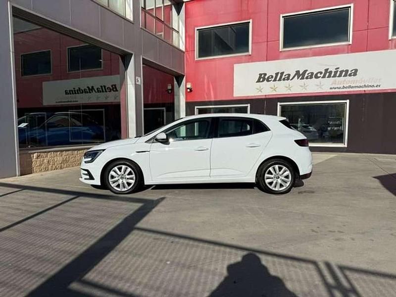 Usado Renault Mégane IV Business 116 CV (85 kW) 2023 Blanco Utilitario