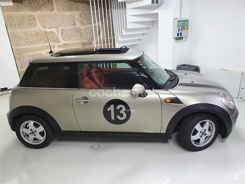 Usado Mini Cooper 120 CV (88 kW) 2010 Beige Utilitario