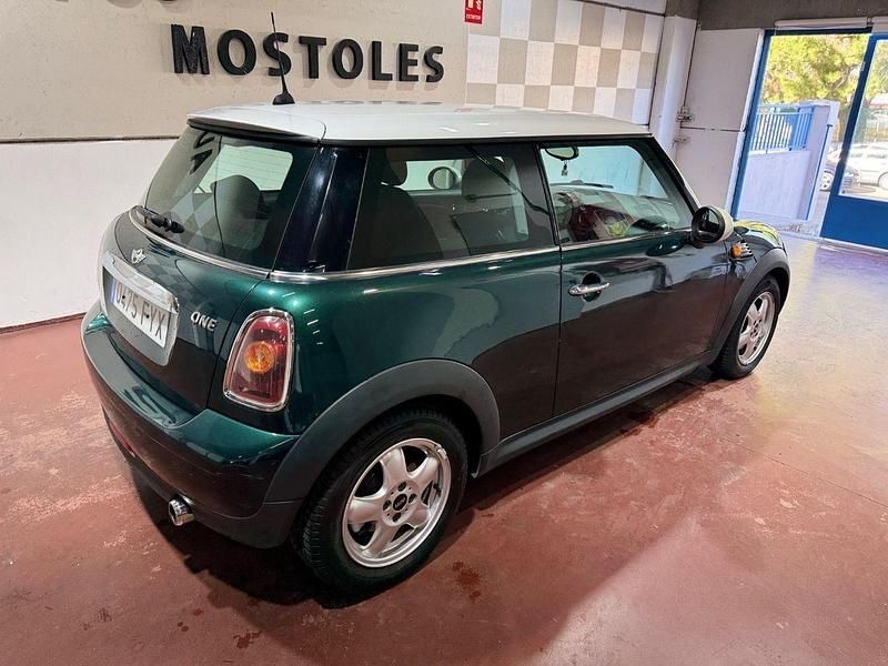 Usado Mini Cooper 120 CV (88 kW) 2007 Verde Utilitario