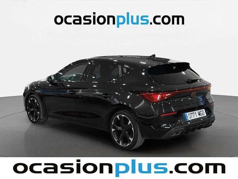 Begagnad Cupra Leon 150 HK (110 kW) 2023 Svart Halvkombi