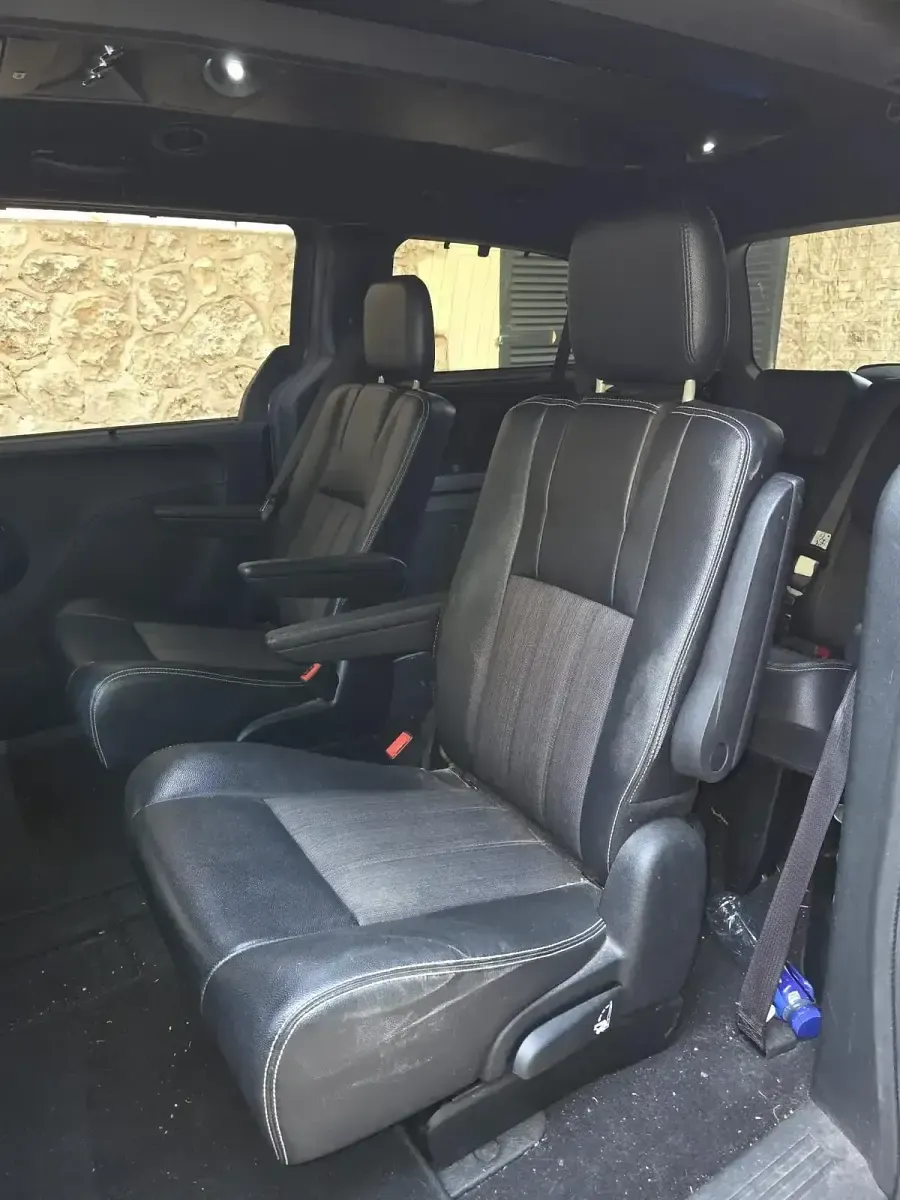 Usado Lancia Voyager S 177 CV (130 kW) 2015 Gris Monovolumen