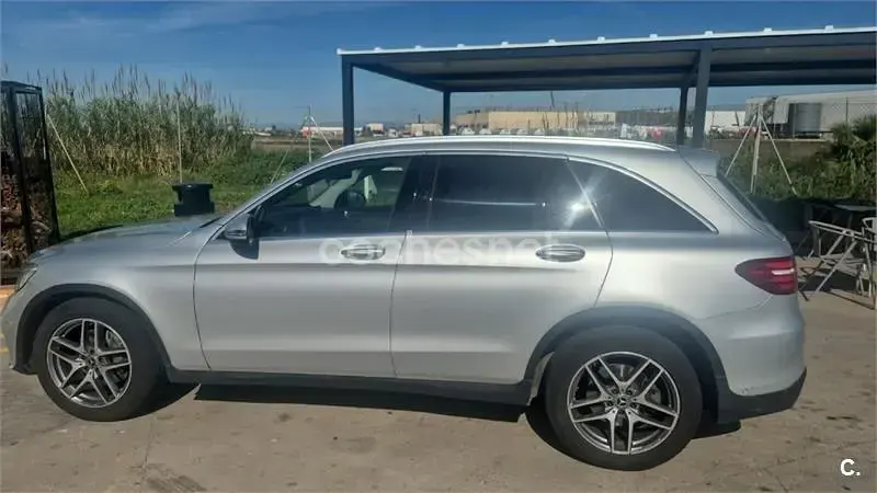 Usado Mercedes GLC250 204 CV (150 kW) 2018 Gris / plata SUV