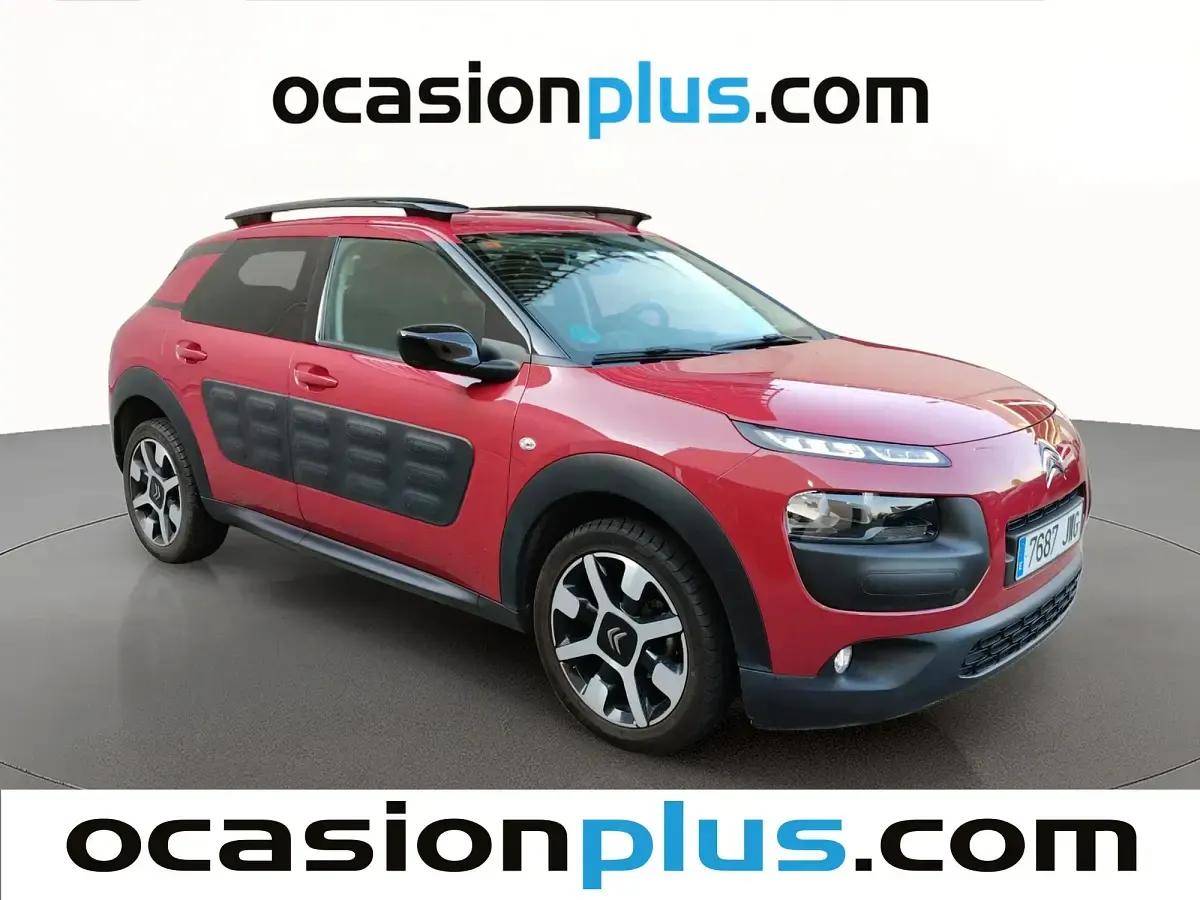 Usado Citroën C4 Cactus Feel 110 CV (80 kW) 2017 Rojo Utilitario