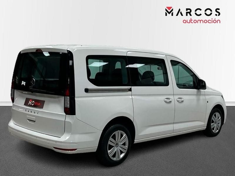 Usado VW Caddy Maxi 122 CV (89 kW) 2024 Blanco Monovolumen