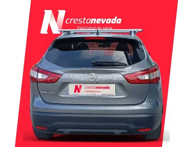 Usado Nissan Qashqai N-Connecta 115 CV (84 kW) 2017 Gris / plata SUV
