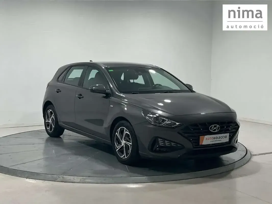 Usado Hyundai i30 120 CV (88 kW) 2022 Berlina