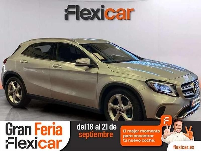 Gris Usado 2019 Mercedes GLA180 SUV | 20.490 € (Buen precio) - Imagen 1/1