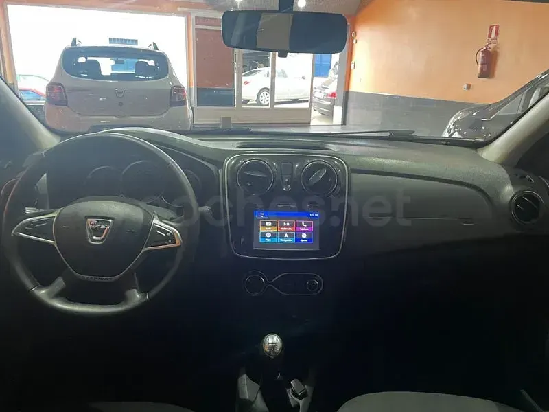 Usado Dacia Sandero Stepway 95 CV (69 kW) 2018 Beige Berlina