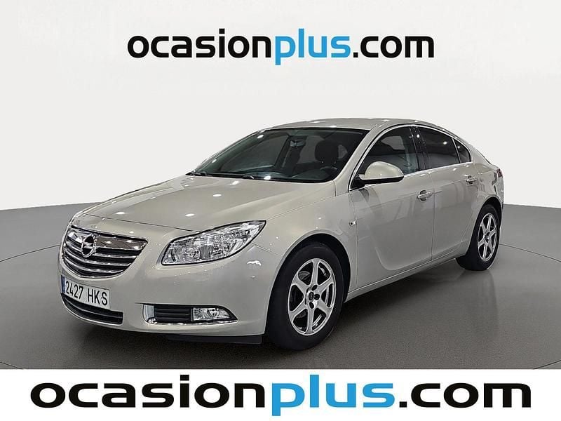 Gris plata Usado 2012 Opel Insignia Selective Berlina | 7350 € (Precio justo) - Imagen 1/4