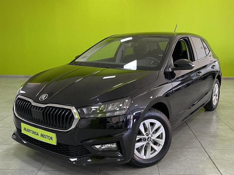 Usado Skoda Fabia Selection 115 CV (84 kW) 2025 Negro Utilitario