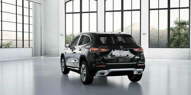 Nuevo Mercedes GLA250 218 CV (160 kW) 2025 Negro SUV