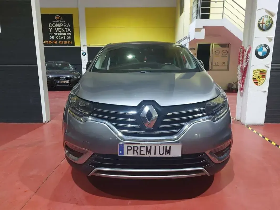 Usado Renault Espace Zen 160 CV (117 kW) 2016 Gris Monovolumen
