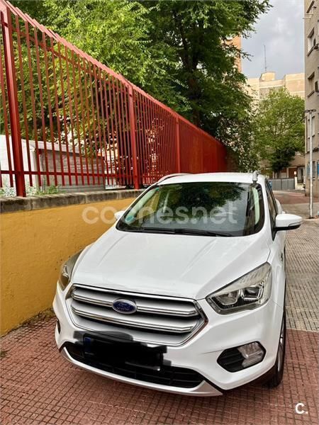 Blanco Usado 2018 Ford Kuga Trend SUV | 14.500 € (Precio justo) - Imagen 1/4