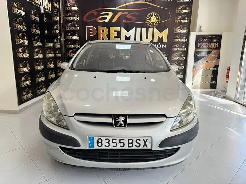 Usado Peugeot 307 110 CV (80 kW) 2003 Gris / plata Berlina