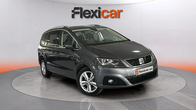 Usado Seat Alhambra XCELLENCE 150 CV (110 kW) 2022 Gris Monovolumen