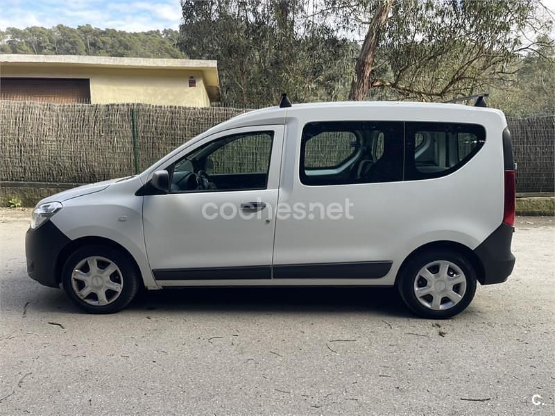 Usado Dacia Dokker Ambiance 90 CV (66 kW) 2014 Blanco Monovolumen