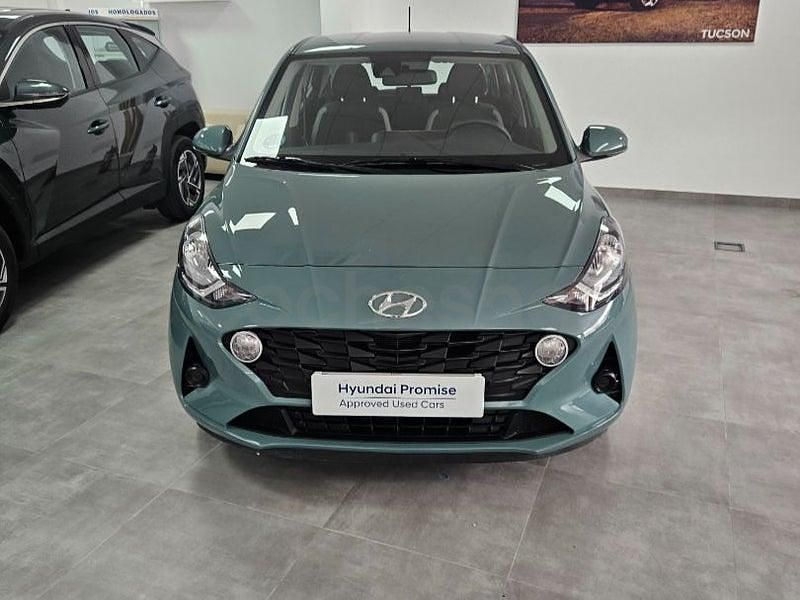 Usado Hyundai i10 67 CV (49 kW) 2022 Verde Utilitario