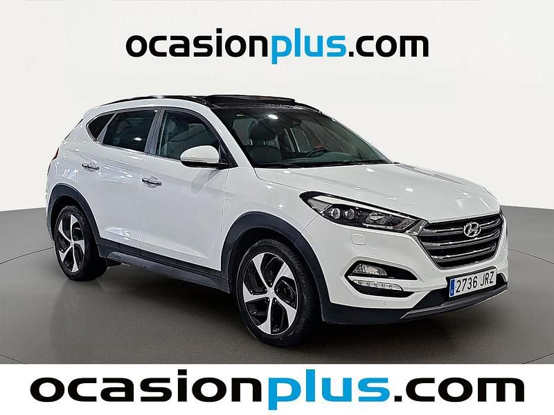 Usado Hyundai Tucson Style 141 CV (103 kW) 2016 Blanco SUV