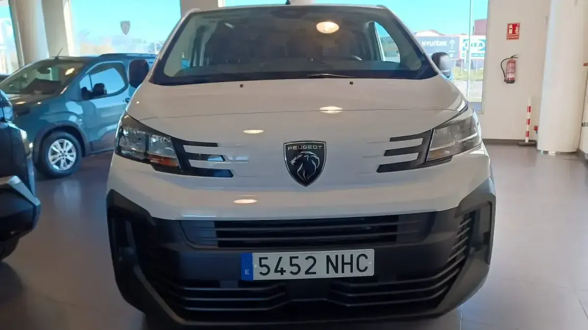 Nuevo Peugeot e-Expert 100 kW (136 CV) 2025 Blanco Van