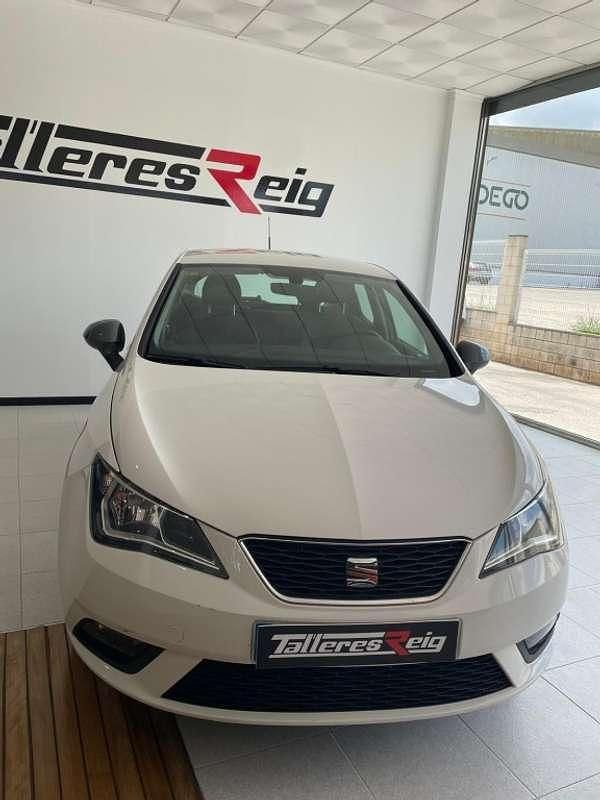 Blanco Usado 2017 Seat Ibiza ST CONNECT Familiar | 11.000 € - Imagen 1/4