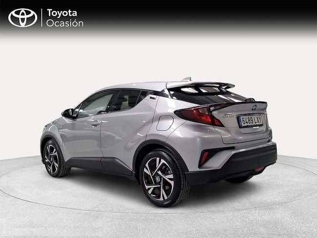 Usado Toyota C-HR Advance 122 CV (89 kW) 2022 Gris / plata SUV