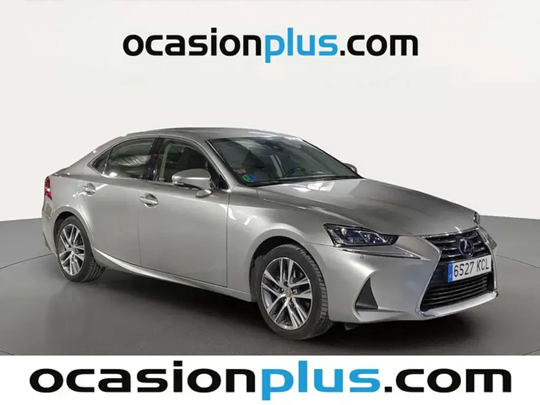 Usado Lexus IS300h Executive Line 223 CV (164 kW) 2017 Gris Berlina