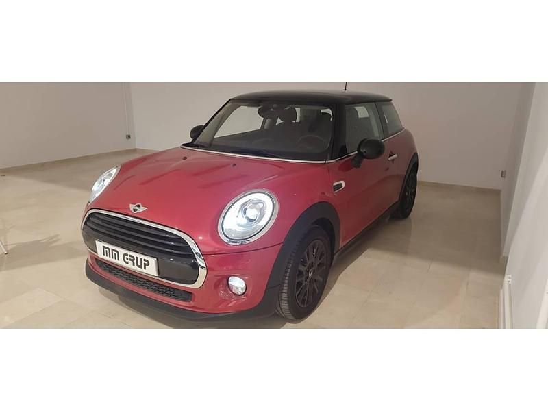 Usado Mini Cooper 136 CV (100 kW) 2017 Rojo Utilitario