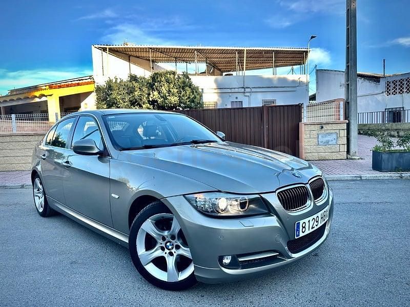 Usado BMW 318 143 CV (105 kW) 2011 Beige Berlina