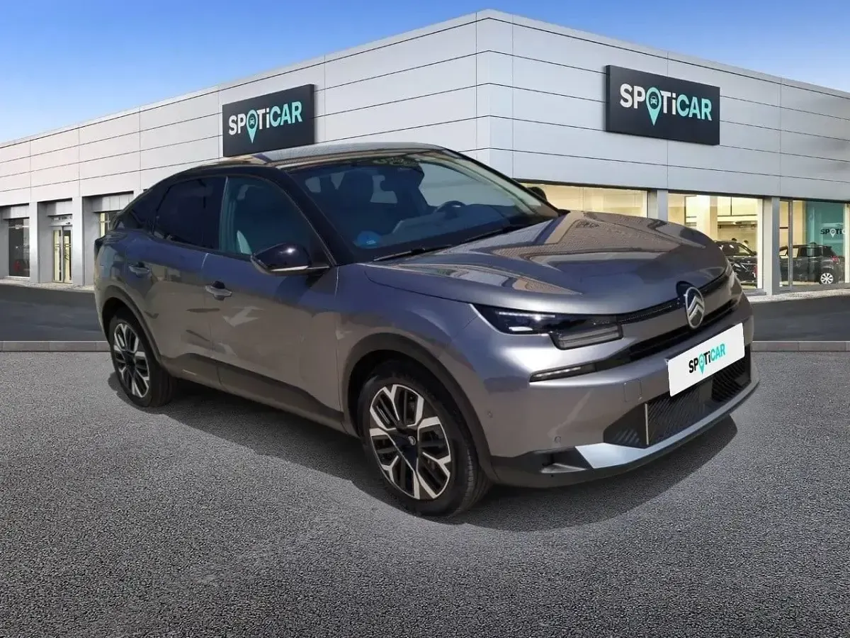 Usado Citroën e-C4 114 kW (156 CV) 2025 Gris Berlina