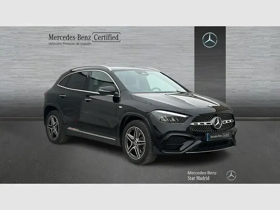 Używany Mercedes GLA250 AMG line 218 KM (160 kW) 2025 Czarny SUV