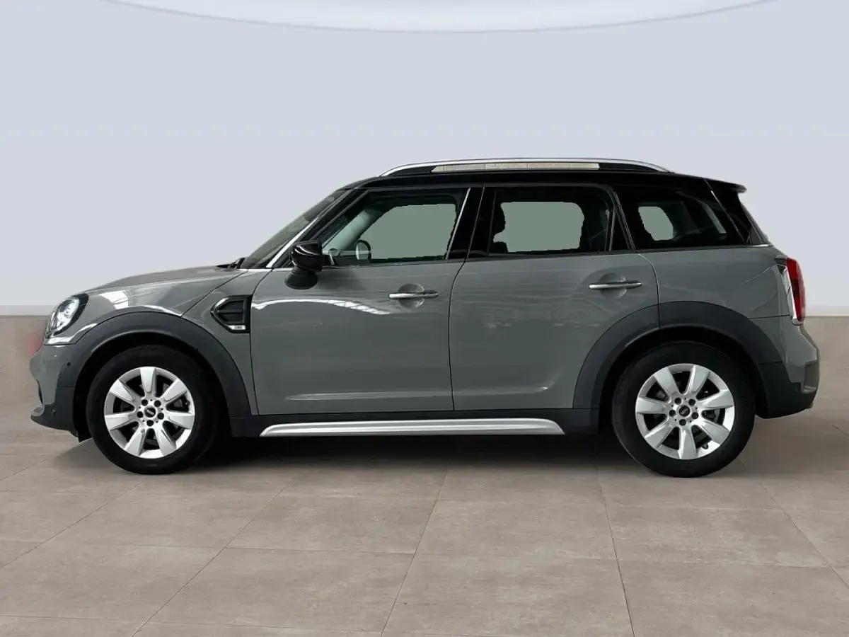 Usado Mini Cooper Countryman 136 CV (100 kW) 2020 Gris SUV