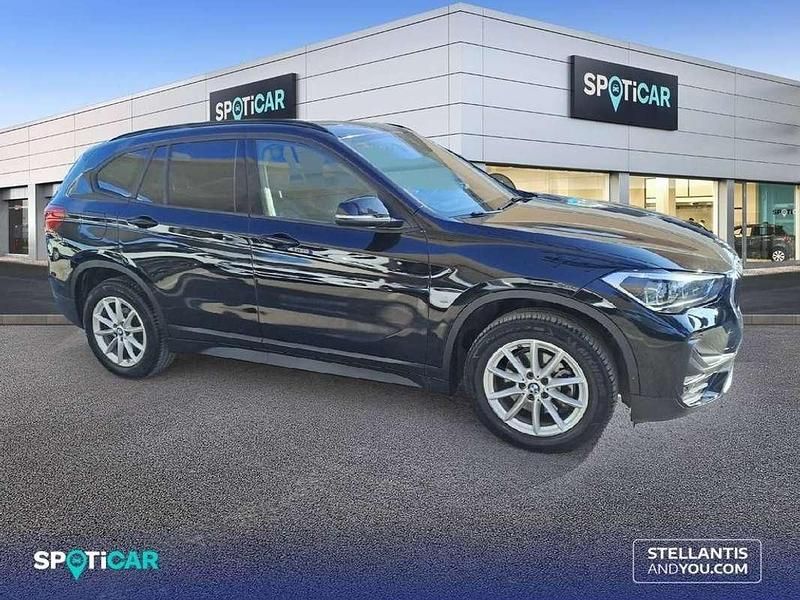 Usado BMW X1 Comfort Edition 150 CV (110 kW) 2021 Gris SUV