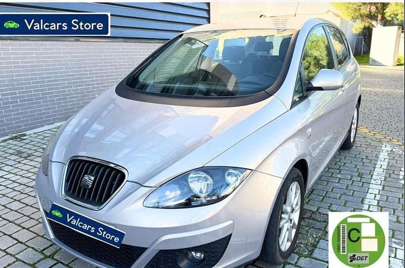 Usado Seat Altea Copa 125 CV (91 kW) 2010 Plateado Monovolumen