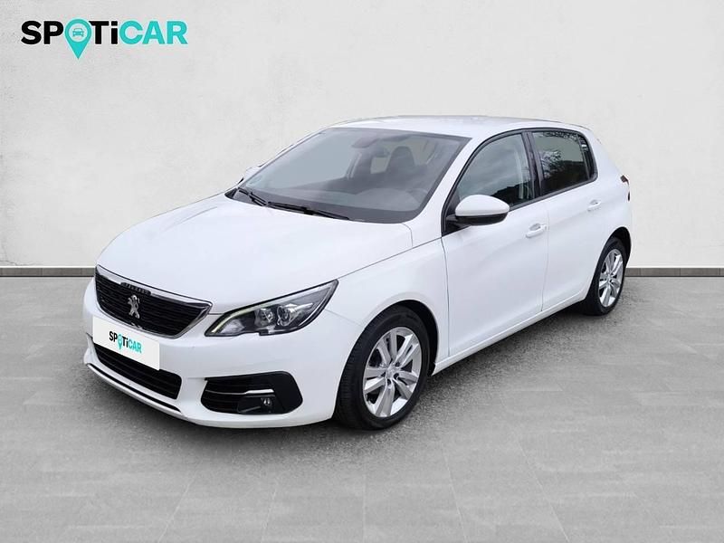 Usado Peugeot 308 Active 100 CV (73 kW) 2020 Blanco Berlina