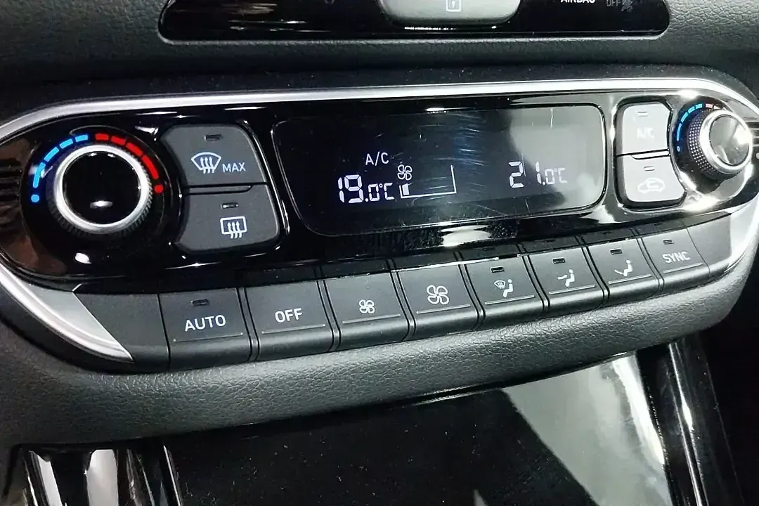 Usado Hyundai i30 N Line 100 CV (73 kW) 2025 Otro Berlina