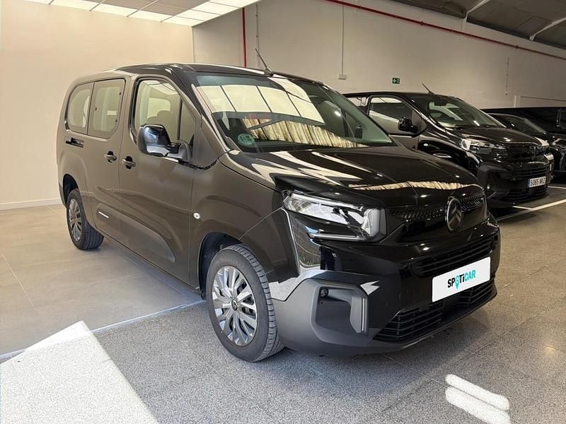 Usado Citroën Berlingo 130 CV (95 kW) 2025 Negro Monovolumen