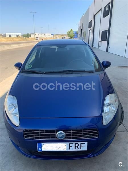 Azul Usado 2007 Fiat Grande Punto Dynamic Utilitario | 2400 € (Buen precio) - Imagen 1/4