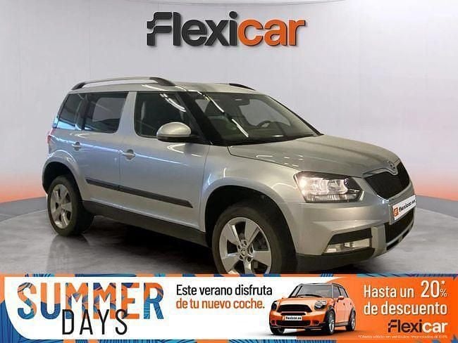 Usado Skoda Yeti Ambition 110 CV (80 kW) 2016 Gris / plata SUV