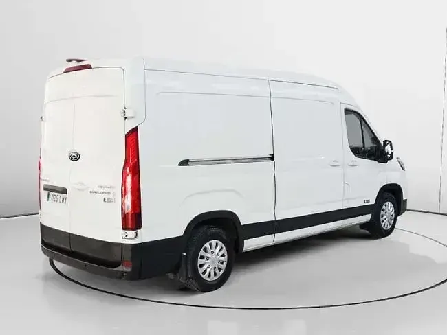 Usado Maxus V90 204 CV (150 kW) 2022 Blanco Van