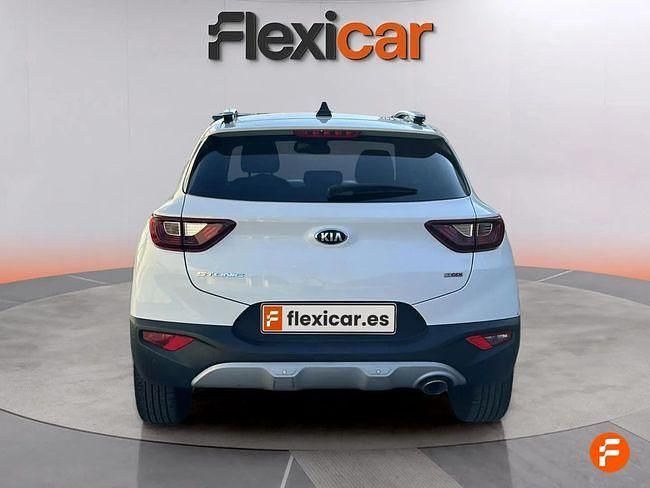Usado Kia Stonic 100 CV (73 kW) 2020 Blanco SUV
